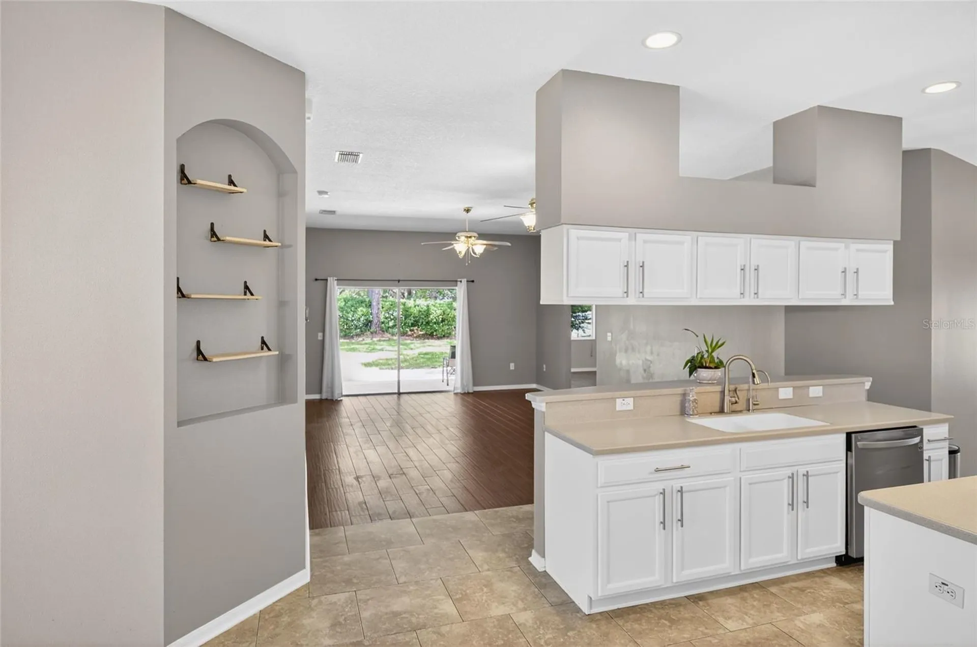 19305 Sea Mist Lane Lutz FL 33558