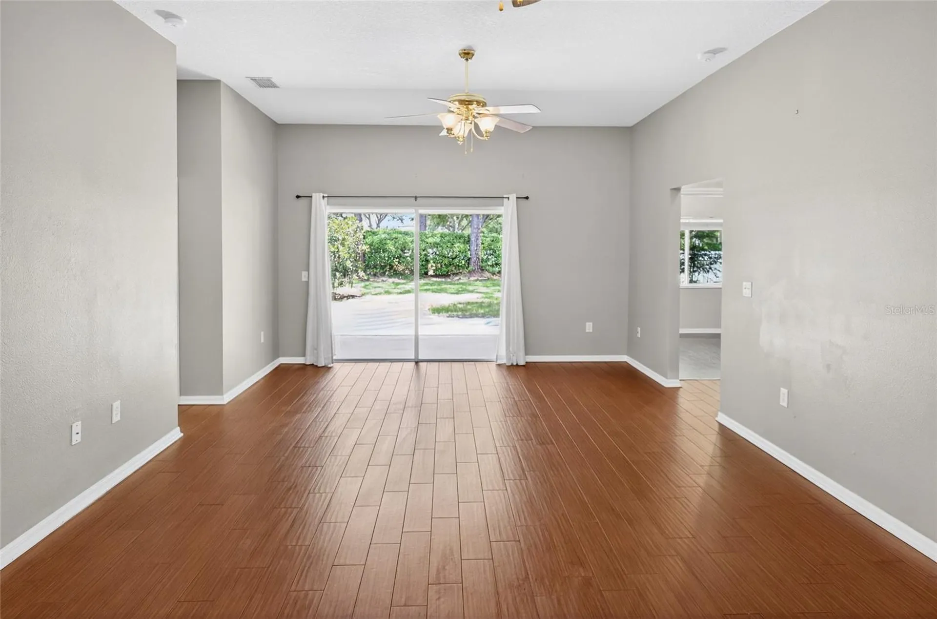 19305 Sea Mist Lane Lutz FL 33558