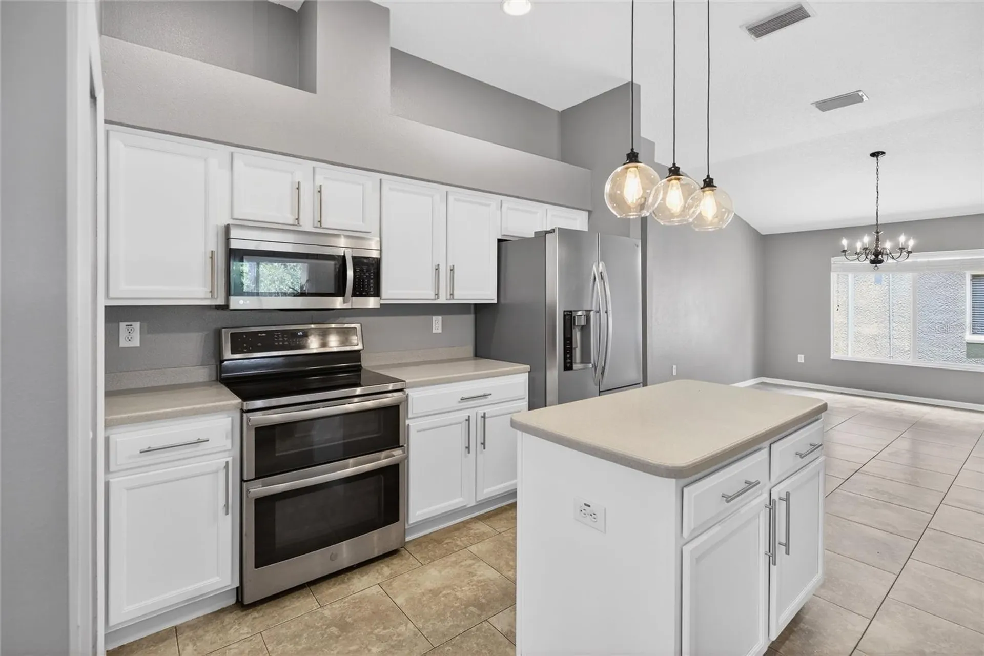 19305 Sea Mist Lane Lutz FL 33558