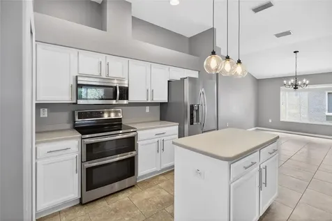 19305 Sea Mist Lane Lutz FL 33558