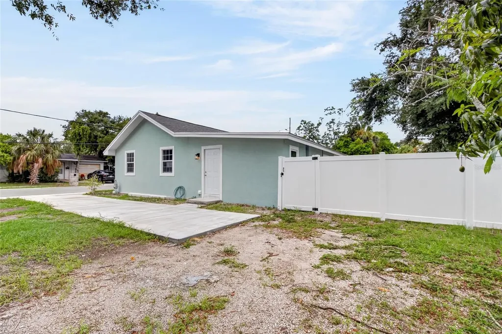 1401 Pennsylvania Avenue Clearwater FL 33755