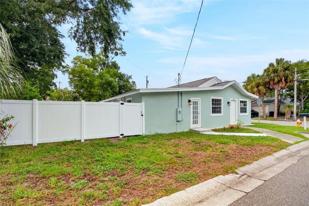 1401 Pennsylvania Avenue Clearwater FL 33755