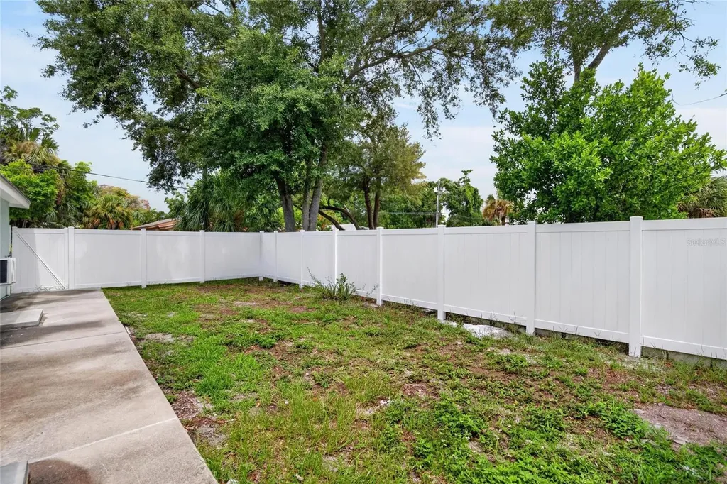 1401 Pennsylvania Avenue Clearwater FL 33755