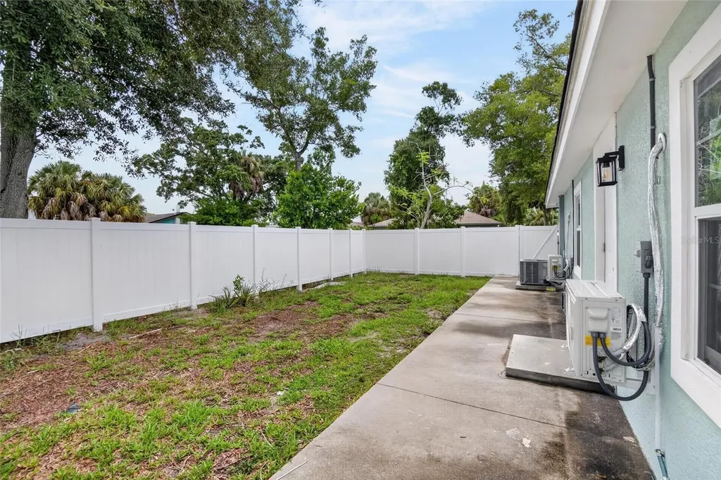 1401 Pennsylvania Avenue Clearwater FL 33755
