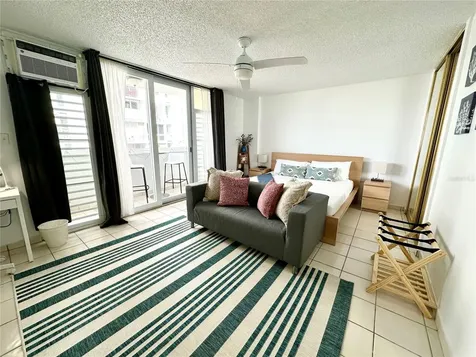 6267 Ave Isla Verde Carolina PR 00979
