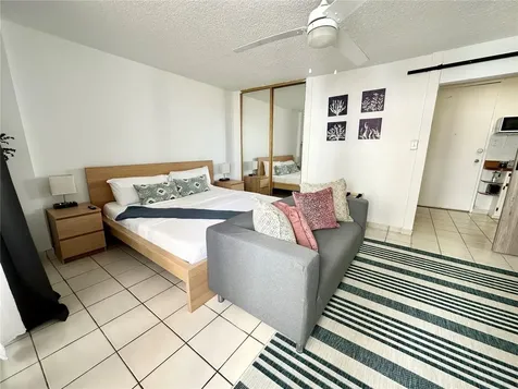 6267 Ave Isla Verde Carolina PR 00979