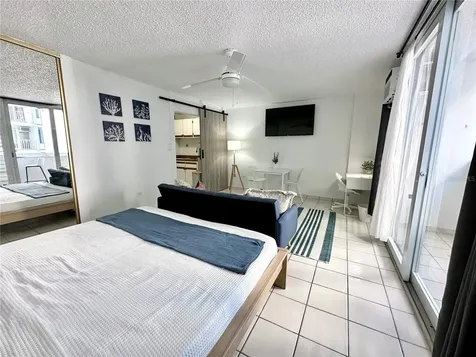6267 Ave Isla Verde Carolina PR 00979