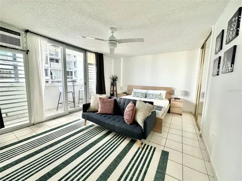 6267 Ave Isla Verde Carolina PR 00979