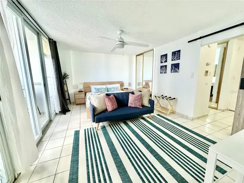 6267 Ave Isla Verde Carolina PR 00979