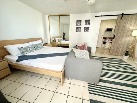 6267 Ave Isla Verde Carolina PR 00979