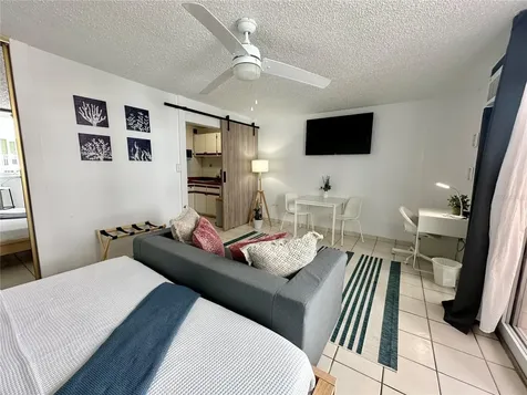 6267 Ave Isla Verde Carolina PR 00979