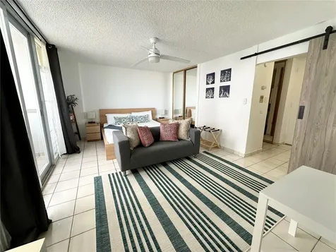 6267 Ave Isla Verde Carolina PR 00979