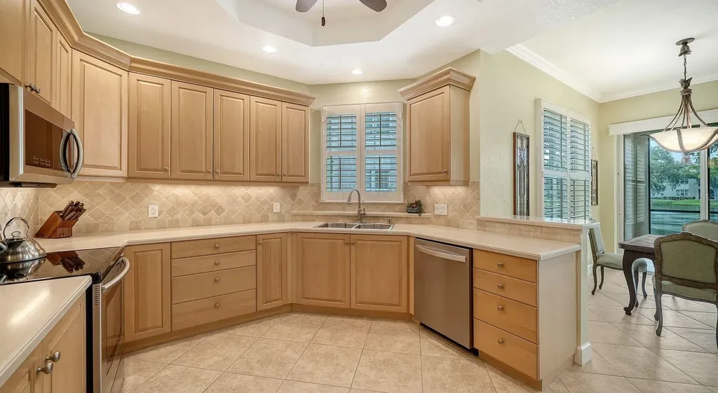 5206 Bouchard Circle Sarasota FL 34238