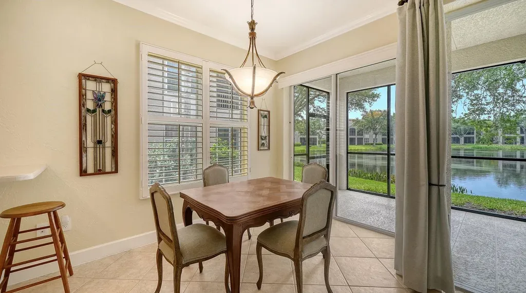 5206 Bouchard Circle Sarasota FL 34238