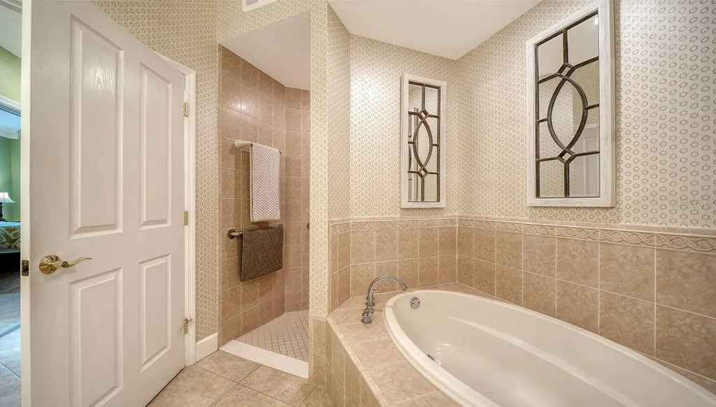 5206 Bouchard Circle Sarasota FL 34238