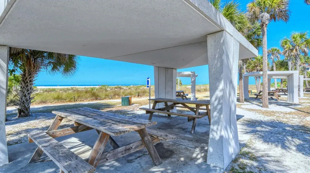 5206 Bouchard Circle Sarasota FL 34238