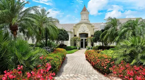 5206 Bouchard Circle Sarasota FL 34238