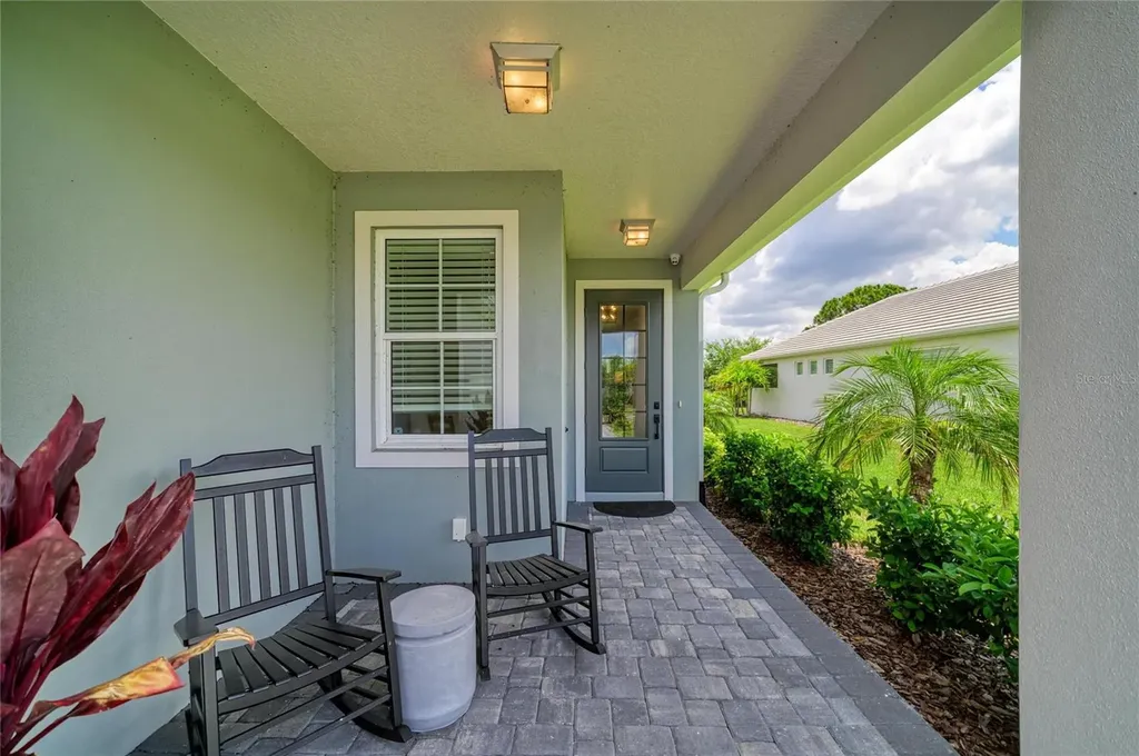 1047 Waterline Court Sarasota FL 34240