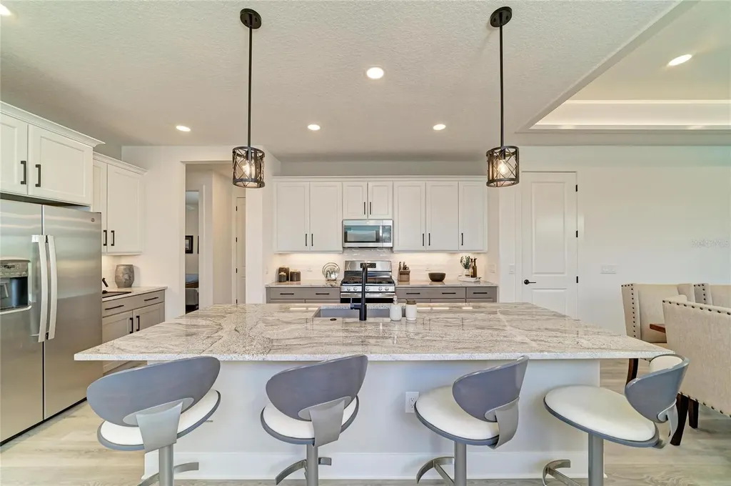 1047 Waterline Court Sarasota FL 34240