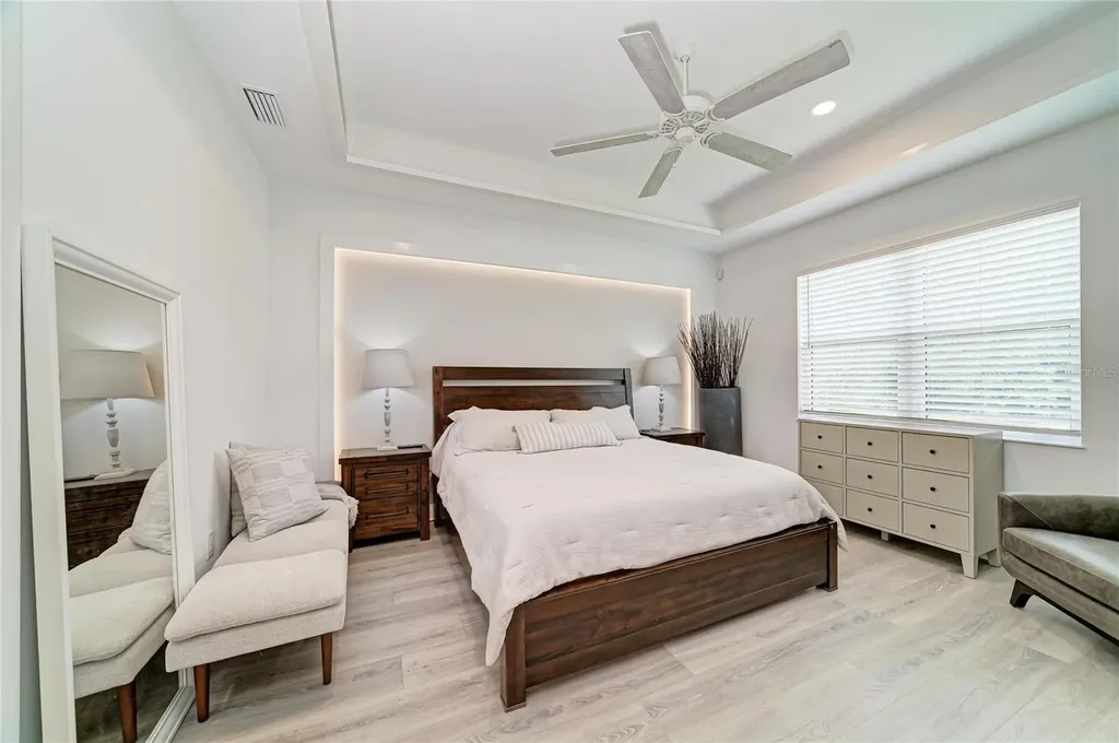 1047 Waterline Court Sarasota FL 34240