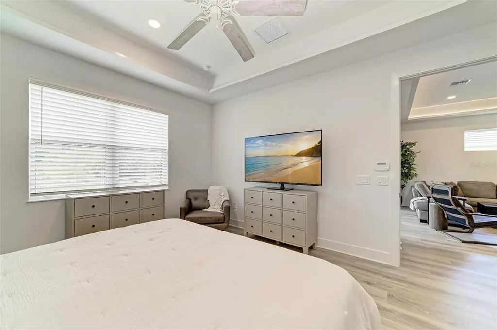 1047 Waterline Court Sarasota FL 34240