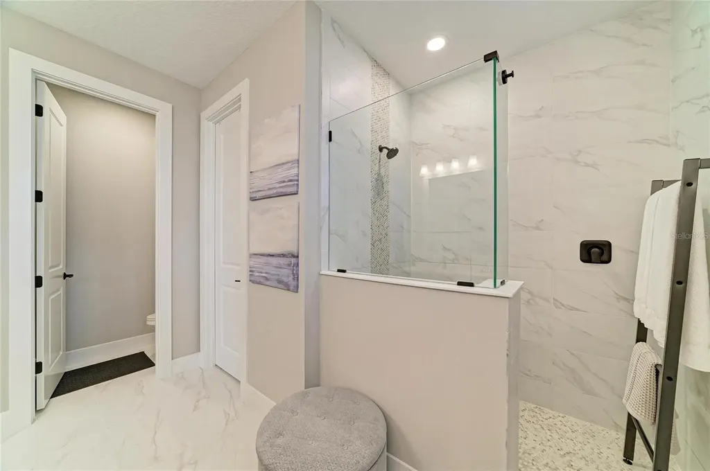 1047 Waterline Court Sarasota FL 34240