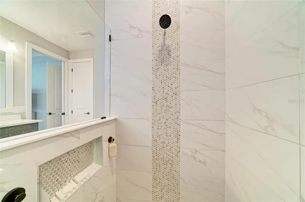 1047 Waterline Court Sarasota FL 34240