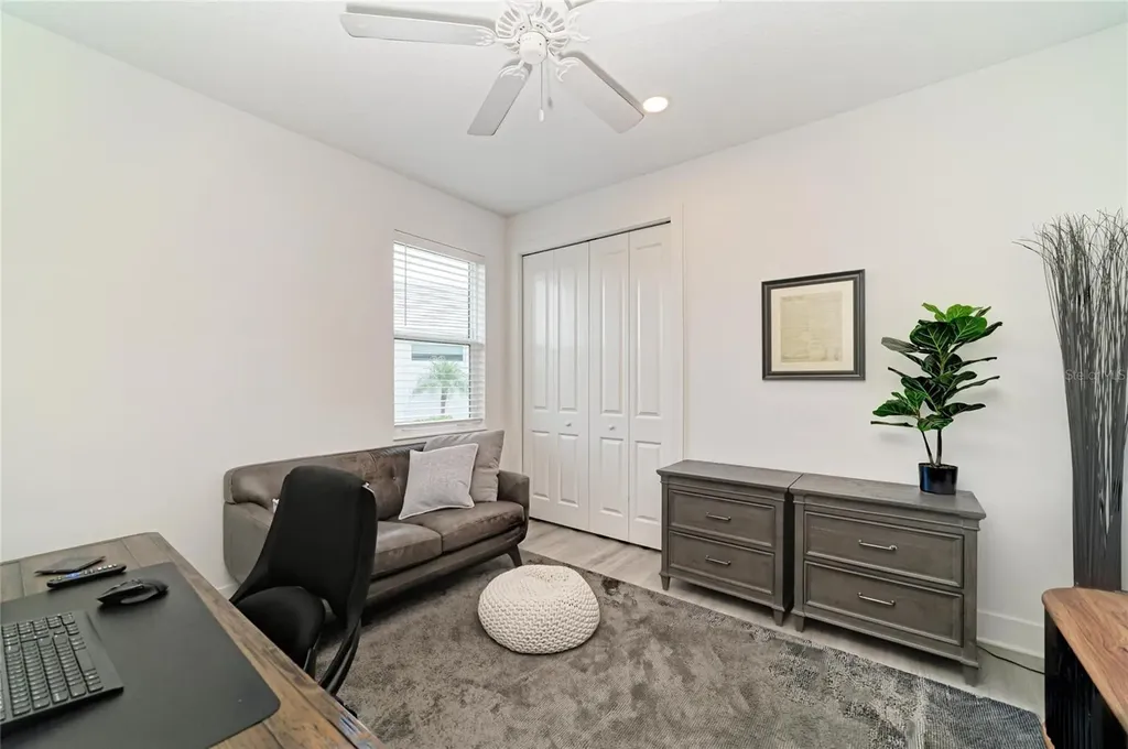 1047 Waterline Court Sarasota FL 34240