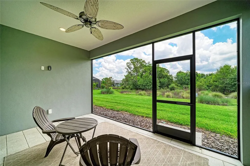 1047 Waterline Court Sarasota FL 34240