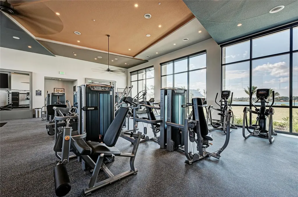 1047 Waterline Court Sarasota FL 34240