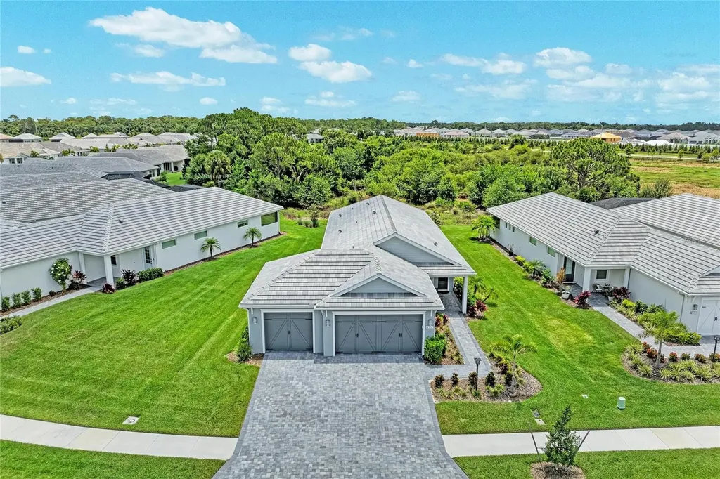 1047 Waterline Court Sarasota FL 34240