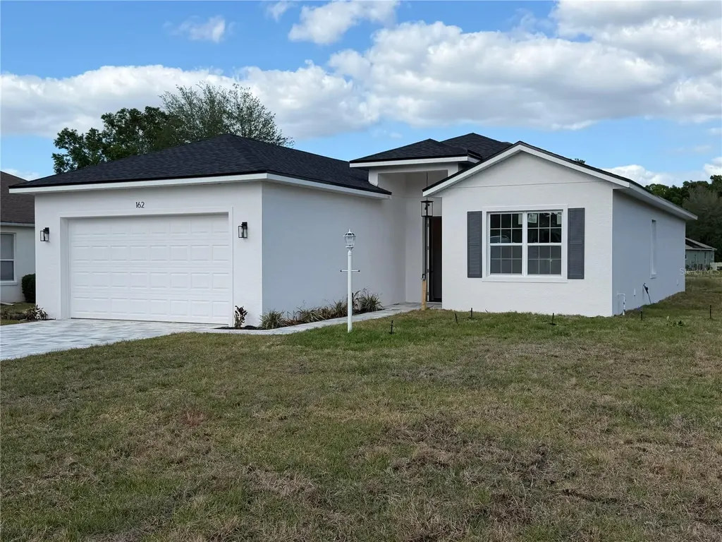 162 W Romany Loop Beverly Hills FL 34465