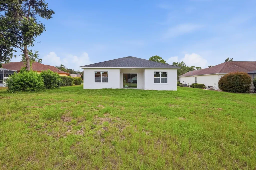 162 W Romany Loop Beverly Hills FL 34465