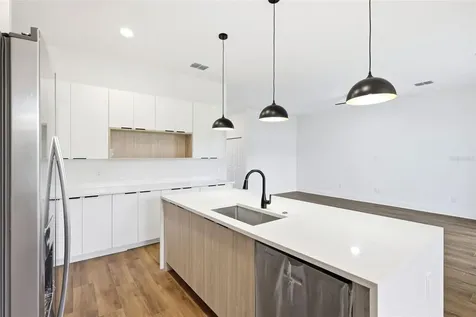 162 W Romany Loop Beverly Hills FL 34465