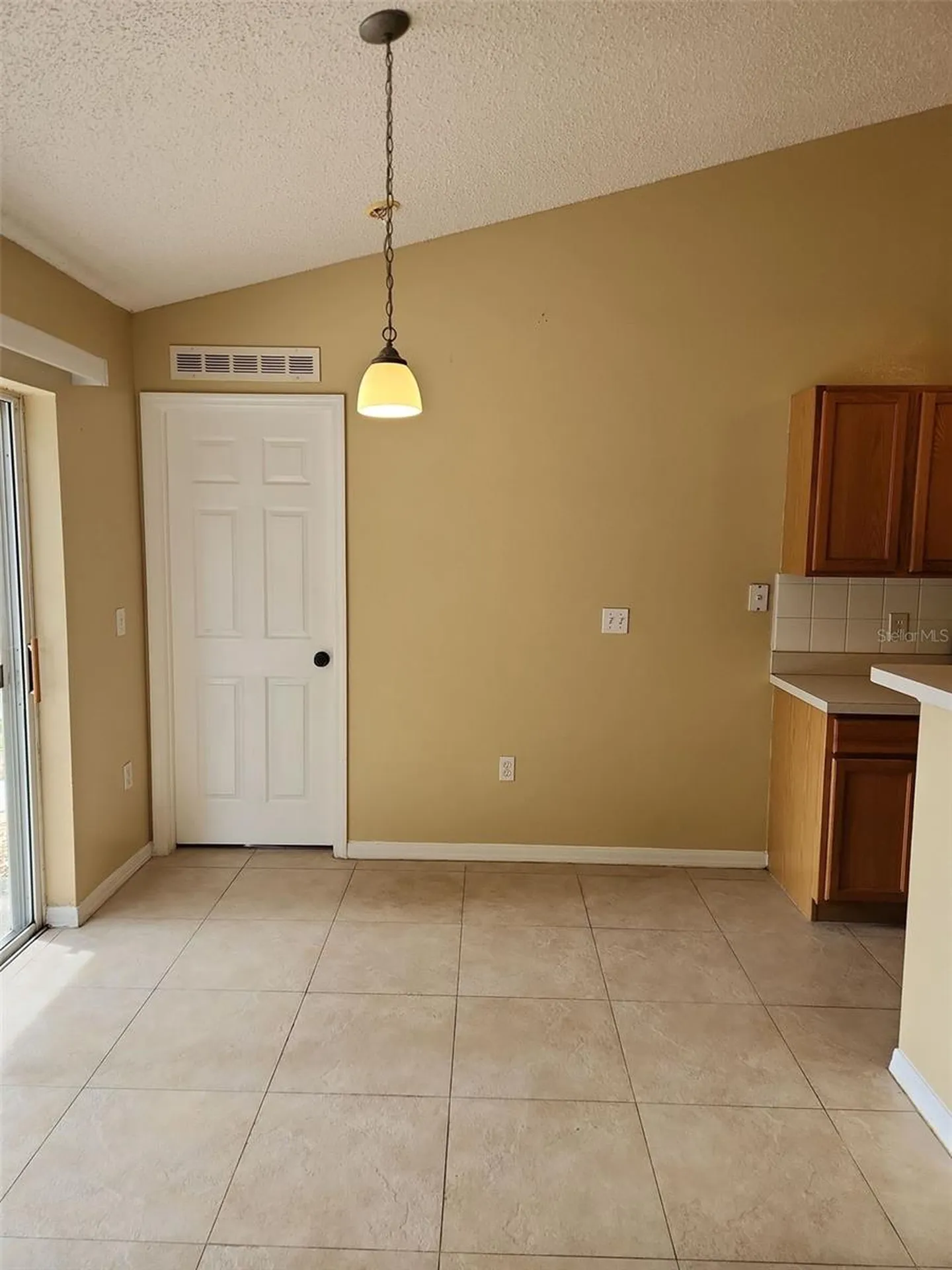 1411 S Mary Street Eustis FL 32726