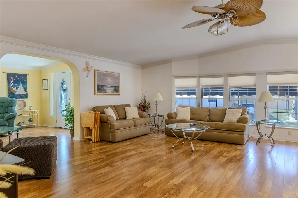 2100 Kings Highway Port Charlotte FL 33980