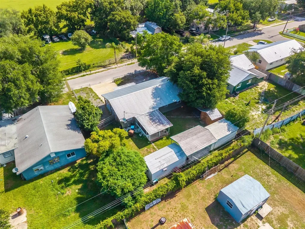 715 4th Street Polk City FL 33868