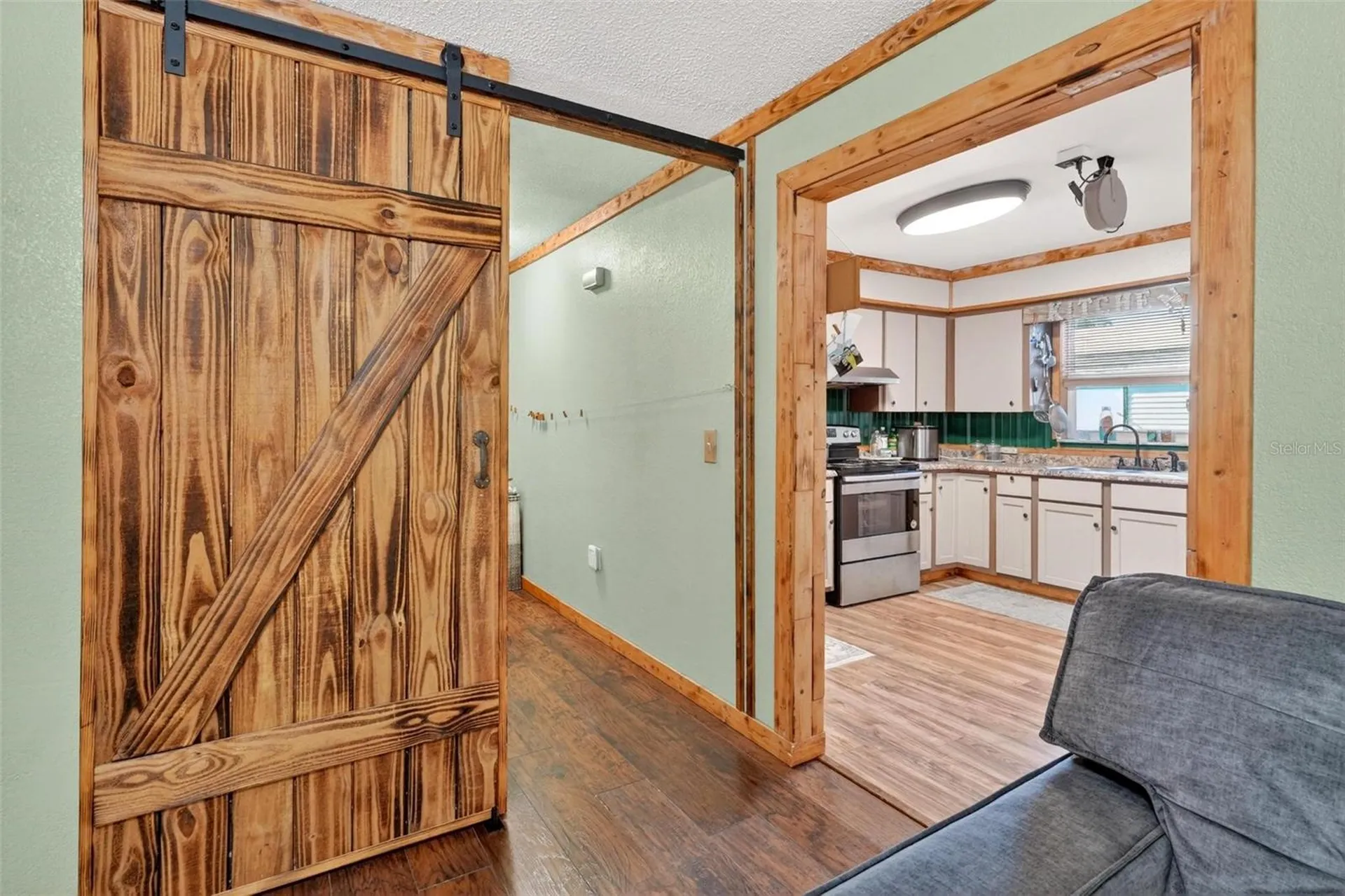 715 4th Street Polk City FL 33868