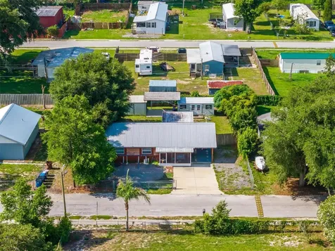 715 4th Street Polk City FL 33868