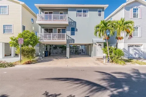 23 80th Avenue Treasure Island FL 33706