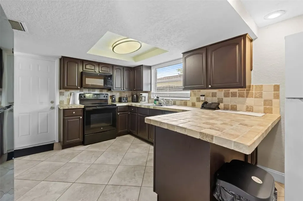 9131 Hunt Club Lane Port Richey FL 34668