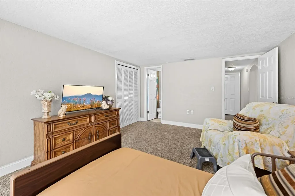 9131 Hunt Club Lane Port Richey FL 34668