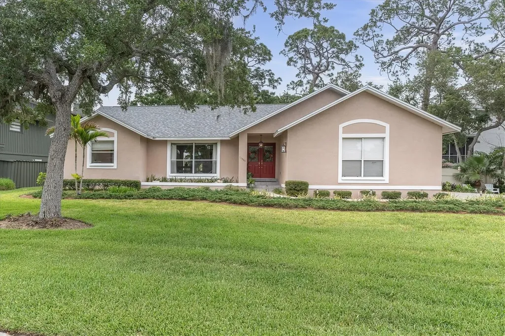 11566 Pine Street Seminole FL 33772