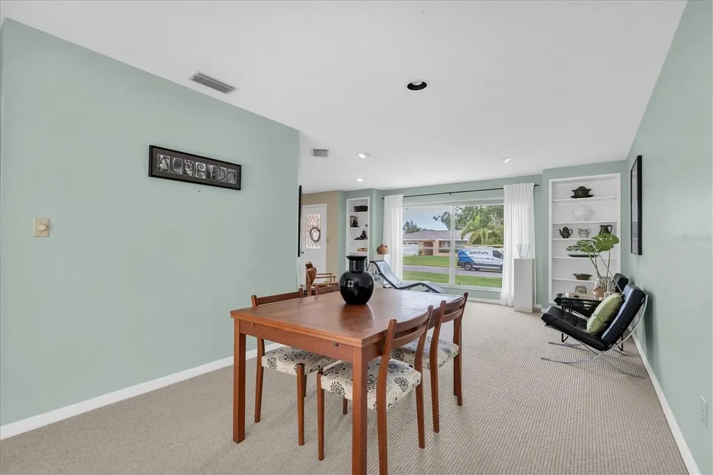 11566 Pine Street Seminole FL 33772
