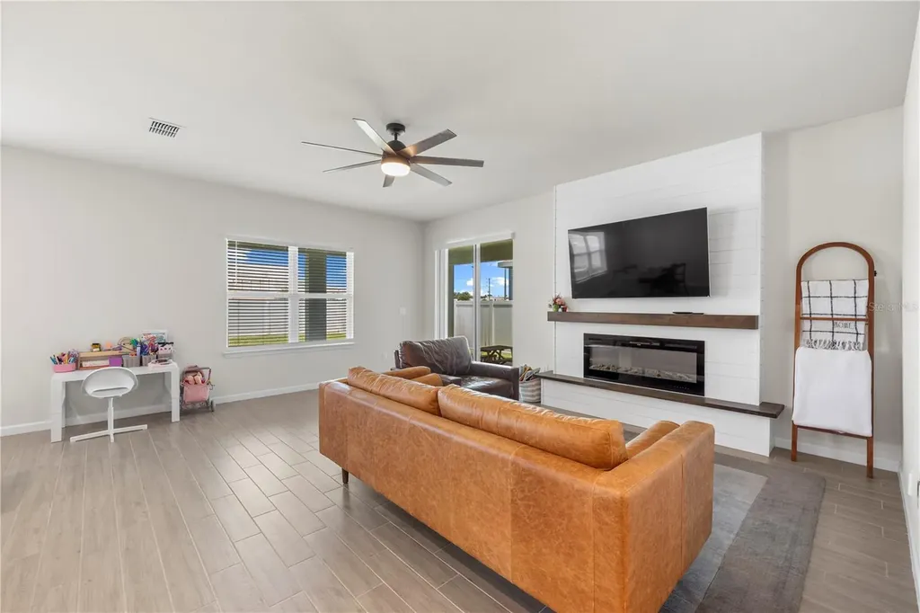 7878 Greenway Avenue Wesley Chapel FL 33544