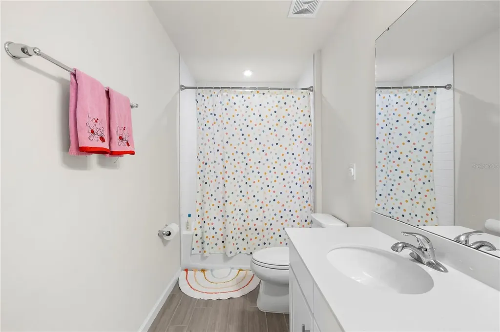 7878 Greenway Avenue Wesley Chapel FL 33544