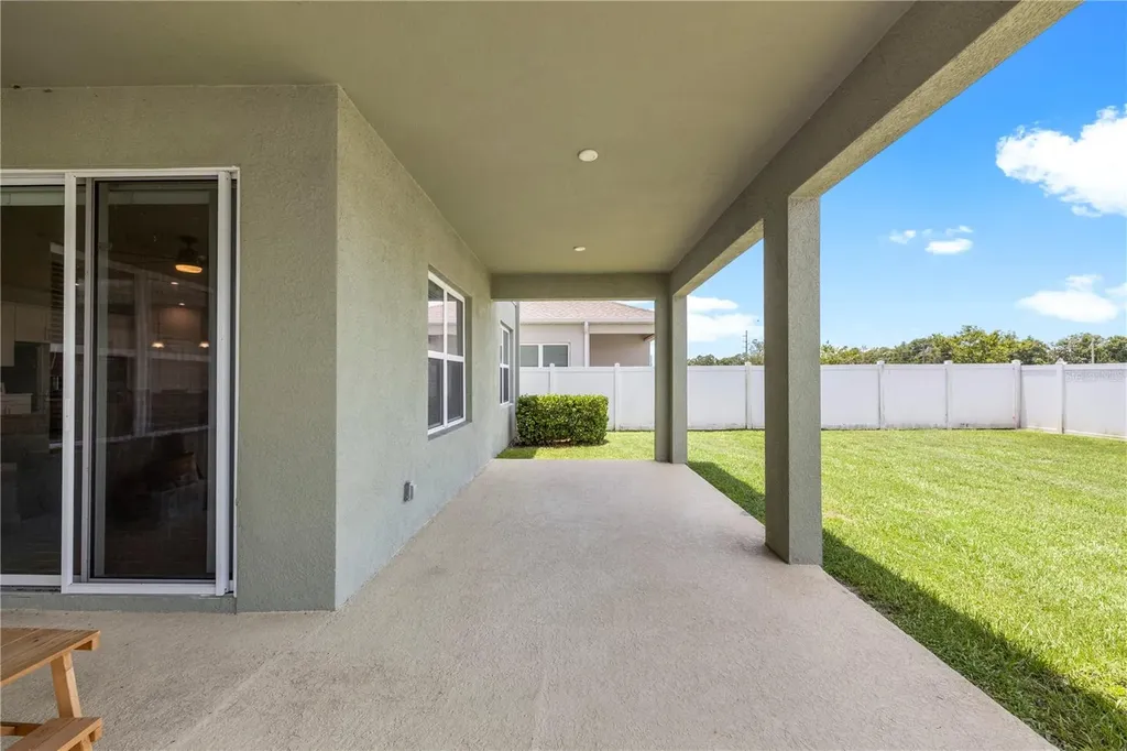 7878 Greenway Avenue Wesley Chapel FL 33544