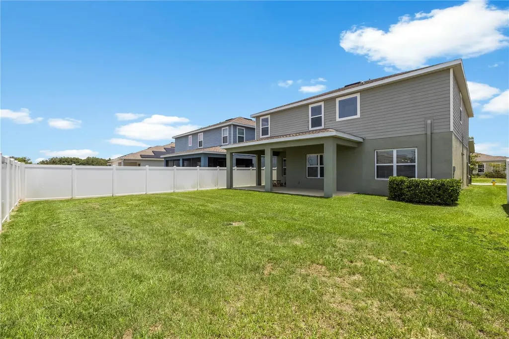 7878 Greenway Avenue Wesley Chapel FL 33544