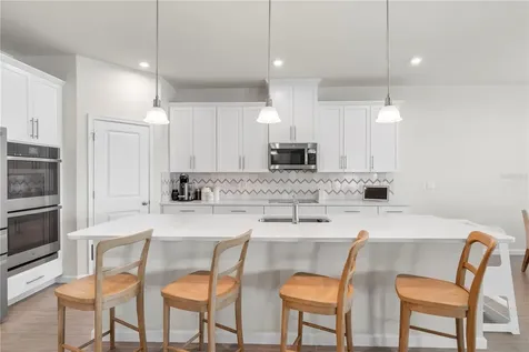7878 Greenway Avenue Wesley Chapel FL 33544