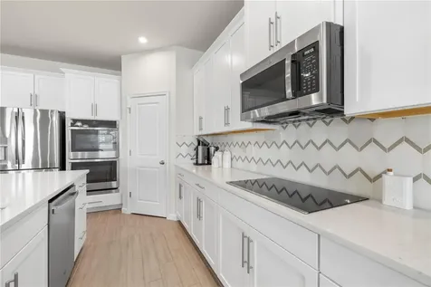 7878 Greenway Avenue Wesley Chapel FL 33544